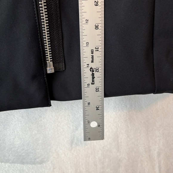 Mercer Collective Saks fifth avenue black Betsy Asymmetric Down Parka small NWT - Picture 7 of 16